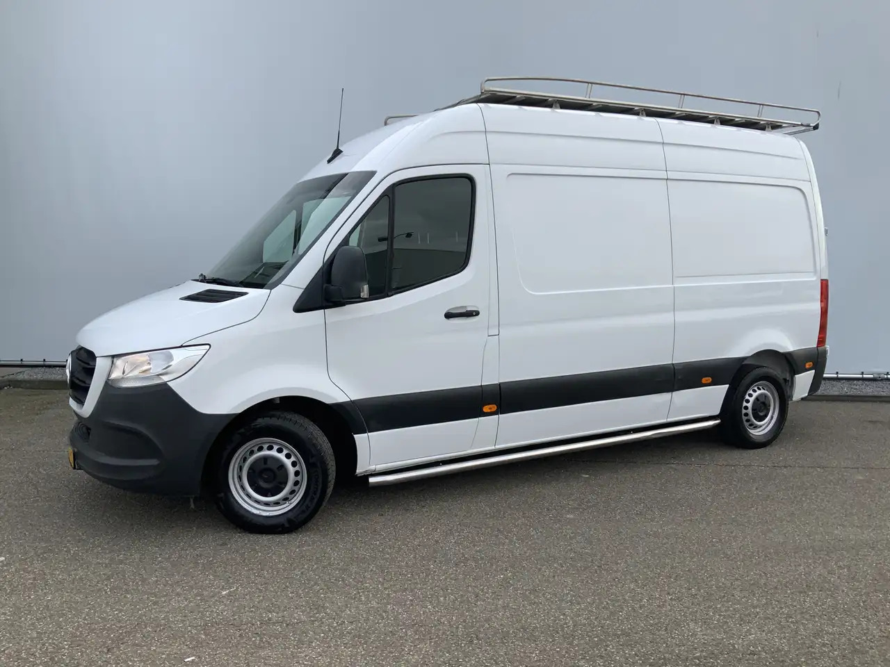 Mercedes-Benz Sprinter 311 2.2 CDI L2H2 Automaat Airco 3 Zits Imperiaal T - Цельнометаллический фургон: фото 1 Mercedes-Benz Sprinter 311 2.2 CDI L2H2 Automaat Airco 3 Zits Imperiaal T - Цельнометаллический фургон: фото 1