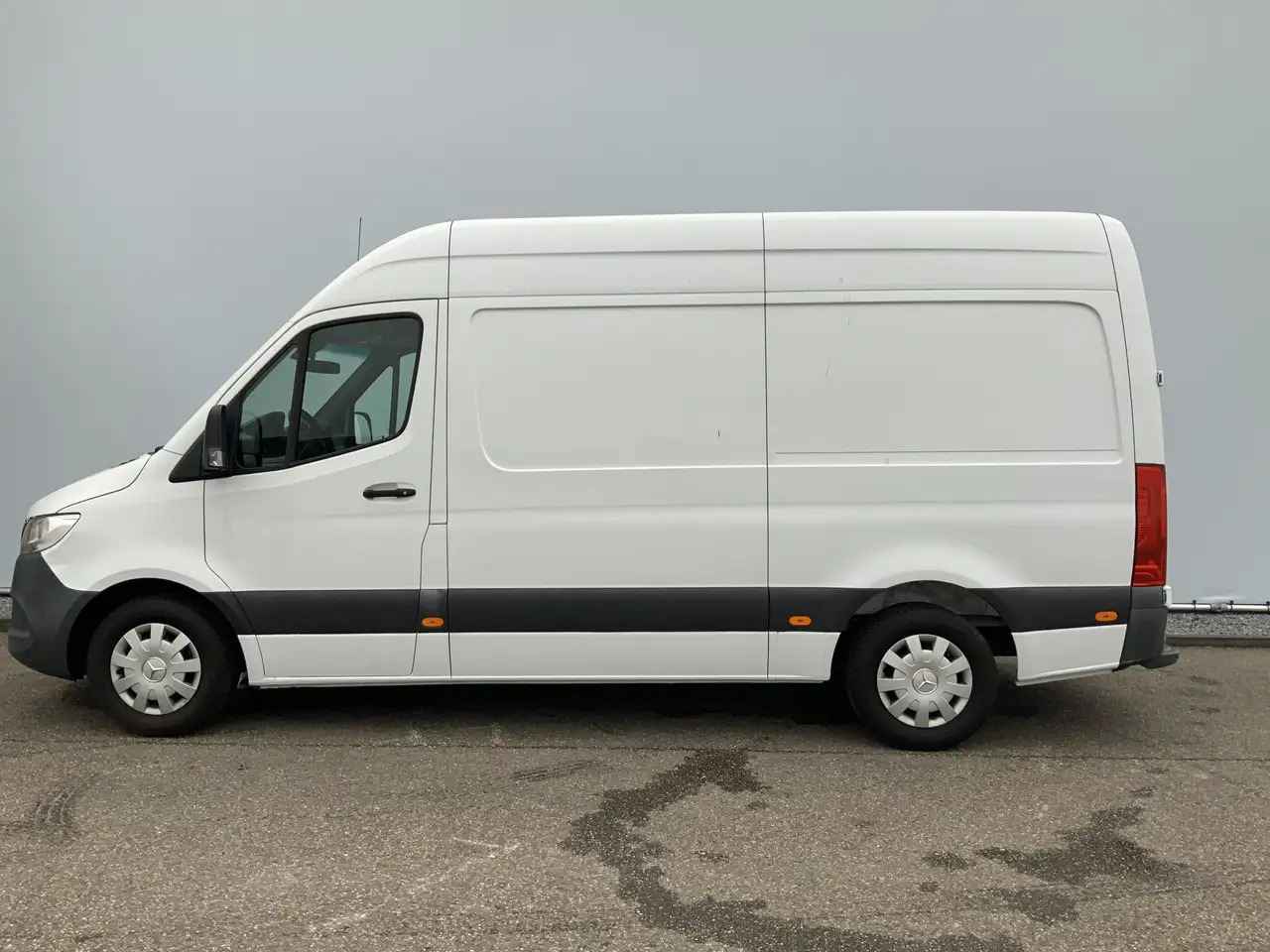 Mercedes-Benz Sprinter 314 2.2 CDI L2H1 EURO VI-D Airco Camera 3 Zits Ext - Цельнометаллический фургон: фото 4 Mercedes-Benz Sprinter 314 2.2 CDI L2H1 EURO VI-D Airco Camera 3 Zits Ext - Цельнометаллический фургон: фото 4