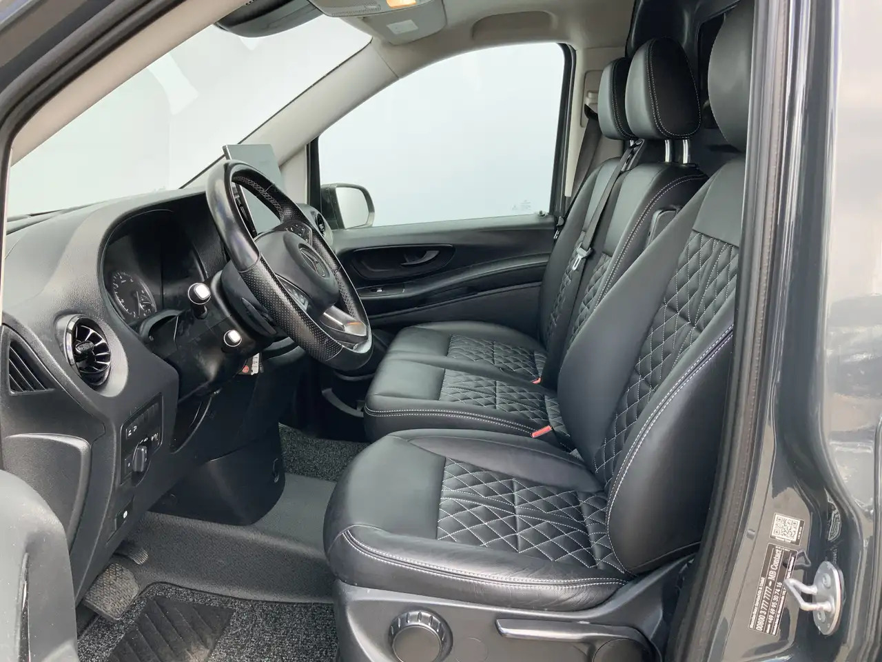 Mercedes-Benz Vito 116 CDI Extra Lang 4X4 Automaat Groot Scherm Cruis - Цельнометаллический фургон: фото 5 Mercedes-Benz Vito 116 CDI Extra Lang 4X4 Automaat Groot Scherm Cruis - Цельнометаллический фургон: фото 5