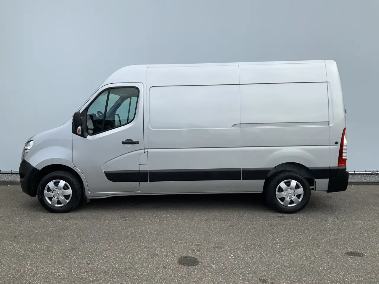 Nissan Interstar 2.3 dCi L2H2 Acenta Airco Cruise 3 Zits Camera Nav - Цельнометаллический фургон: фото 3 Nissan Interstar 2.3 dCi L2H2 Acenta Airco Cruise 3 Zits Camera Nav - Цельнометаллический фургон: фото 3