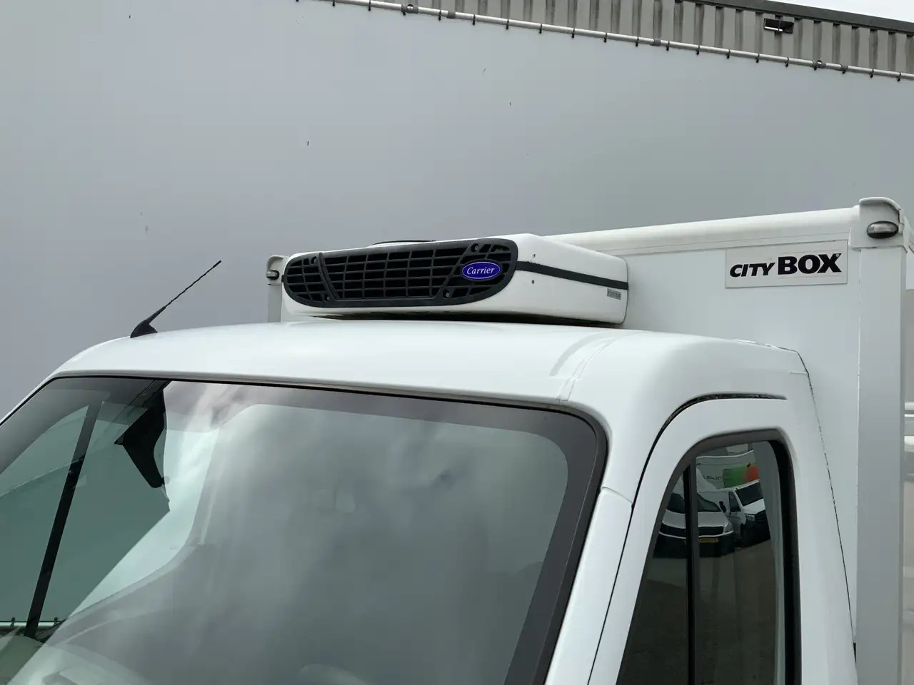 Nissan NV400 2.3 dCi L2H2 Acenta Koelauto Carrier Werkt 100 % C - Фургон-рефрижератор: фото 2 Nissan NV400 2.3 dCi L2H2 Acenta Koelauto Carrier Werkt 100 % C - Фургон-рефрижератор: фото 2