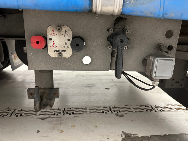 Тентованный прицеп A&D Schuifzeilen: фото 9