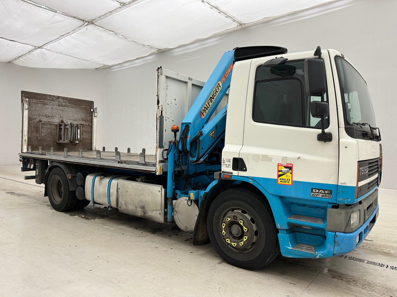 DAF CF75.250* - Грузовик бортовой/ Платформа, Автоманипулятор: фото 3 DAF CF75.250* - Грузовик бортовой/ Платформа, Автоманипулятор: фото 3