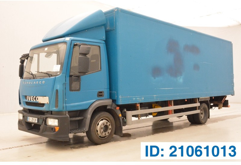 Iveco Eurocargo 120E18 - Грузовик с закрытым кузовом: фото 1 Iveco Eurocargo 120E18 - Грузовик с закрытым кузовом: фото 1