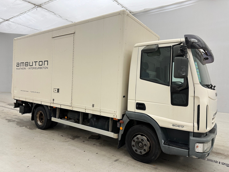 Iveco Eurocargo 90E17* - Грузовик с закрытым кузовом: фото 3 Iveco Eurocargo 90E17* - Грузовик с закрытым кузовом: фото 3