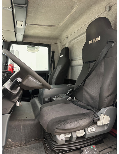 Грузовик с закрытым кузовом MAN TGL 12.220: фото 11 Грузовик с закрытым кузовом MAN TGL 12.220: фото 11