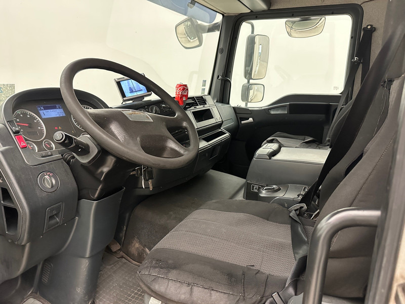 Грузовик с закрытым кузовом MAN TGL 12.220: фото 9 Грузовик с закрытым кузовом MAN TGL 12.220: фото 9