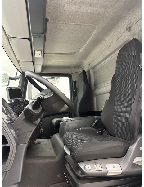 Грузовик-цистерна для транспортировки топлива MAN TGM 26.340 - 6x2: фото 13 Грузовик-цистерна для транспортировки топлива MAN TGM 26.340 - 6x2: фото 13