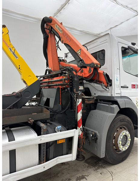 Mercedes-Benz Axor 1824 - Крюковой мультилифт, Автоманипулятор: фото 5 Mercedes-Benz Axor 1824 - Крюковой мультилифт, Автоманипулятор: фото 5