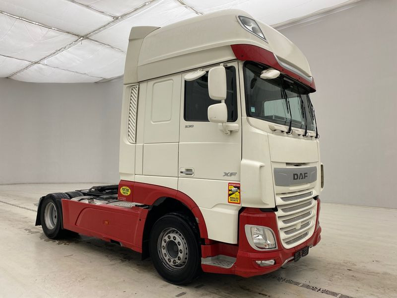 DAF XF105.530 Super Space Cab - Тягач: фото 3 DAF XF105.530 Super Space Cab - Тягач: фото 3