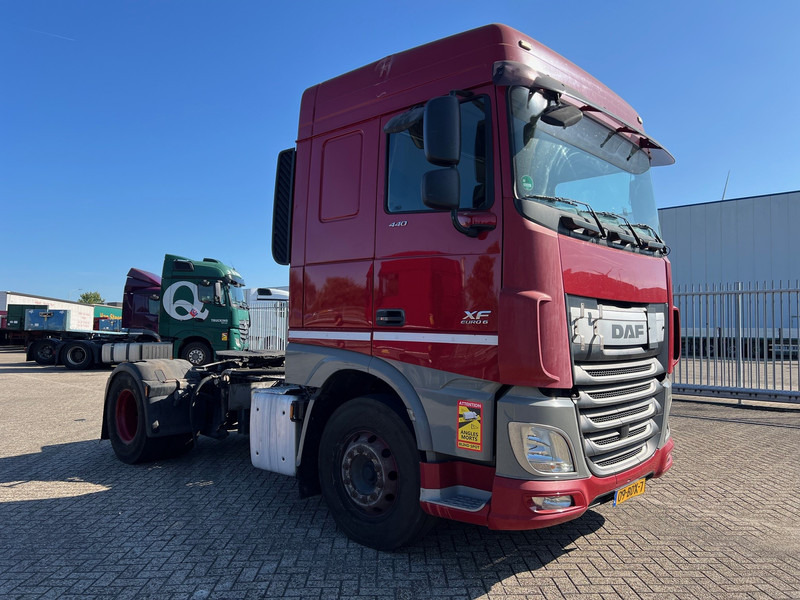 DAF XF106.440 Space Cab - Тягач: фото 3 DAF XF106.440 Space Cab - Тягач: фото 3