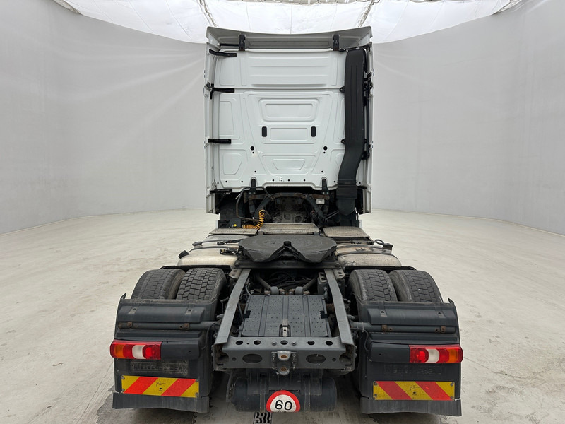 Тягач Mercedes-Benz Actros 1842: фото 6