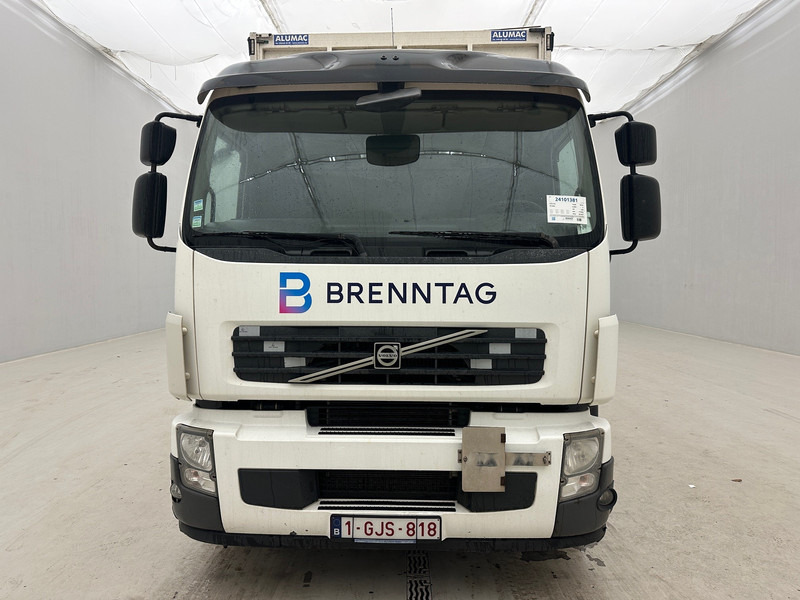 Volvo FE 300 - 6x2* - Тентованный грузовик: фото 2 Volvo FE 300 - 6x2* - Тентованный грузовик: фото 2