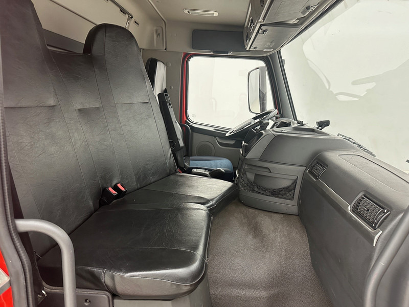 Пожарная машина Volvo MAGIRUS ALP330 - FM 340 - 6x4: фото 11 Пожарная машина Volvo MAGIRUS ALP330 - FM 340 - 6x4: фото 11