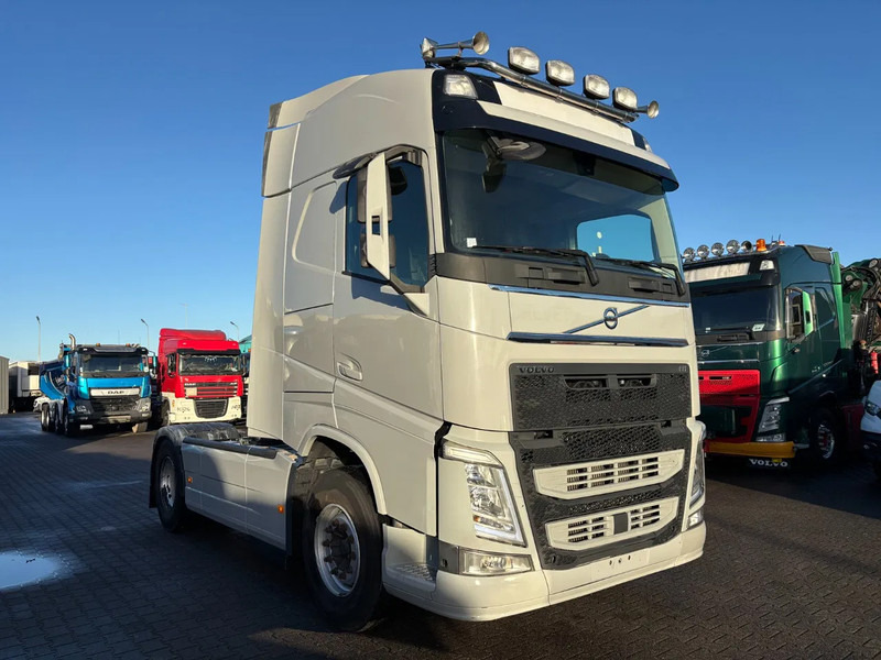 Volvo FH 500 Globetrotter Euro 6 - Тягач: фото 2 Volvo FH 500 Globetrotter Euro 6 - Тягач: фото 2