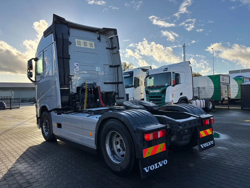 Volvo FH 500 Globetrotter Euro 6 - Тягач: фото 3 Volvo FH 500 Globetrotter Euro 6 - Тягач: фото 3