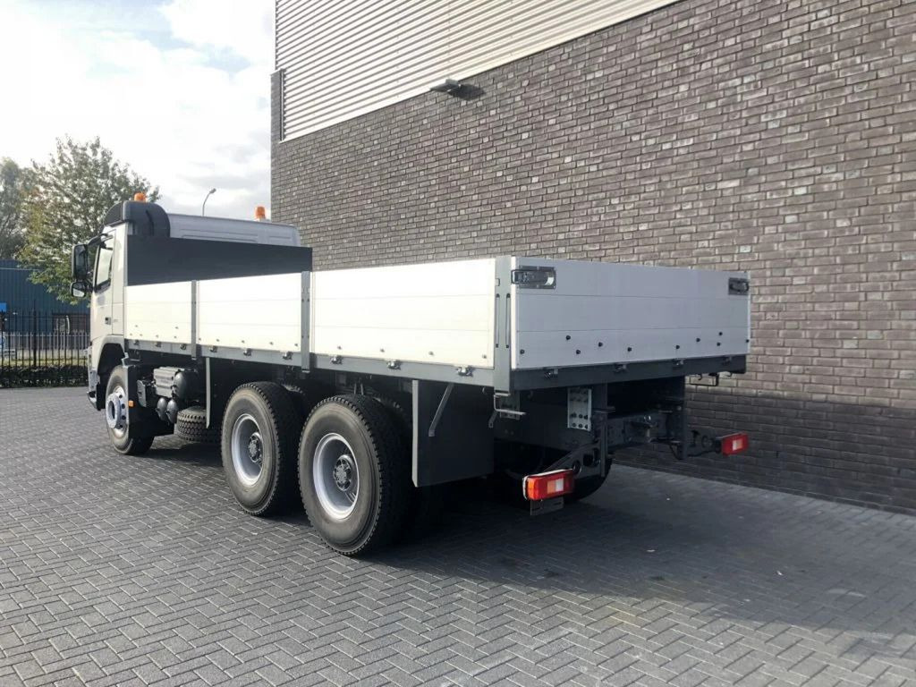 Volvo FM 370 6X4 CARGO TRUCK RHD UNUSED - Грузовик бортовой/ Платформа: фото 3 Volvo FM 370 6X4 CARGO TRUCK RHD UNUSED - Грузовик бортовой/ Платформа: фото 3