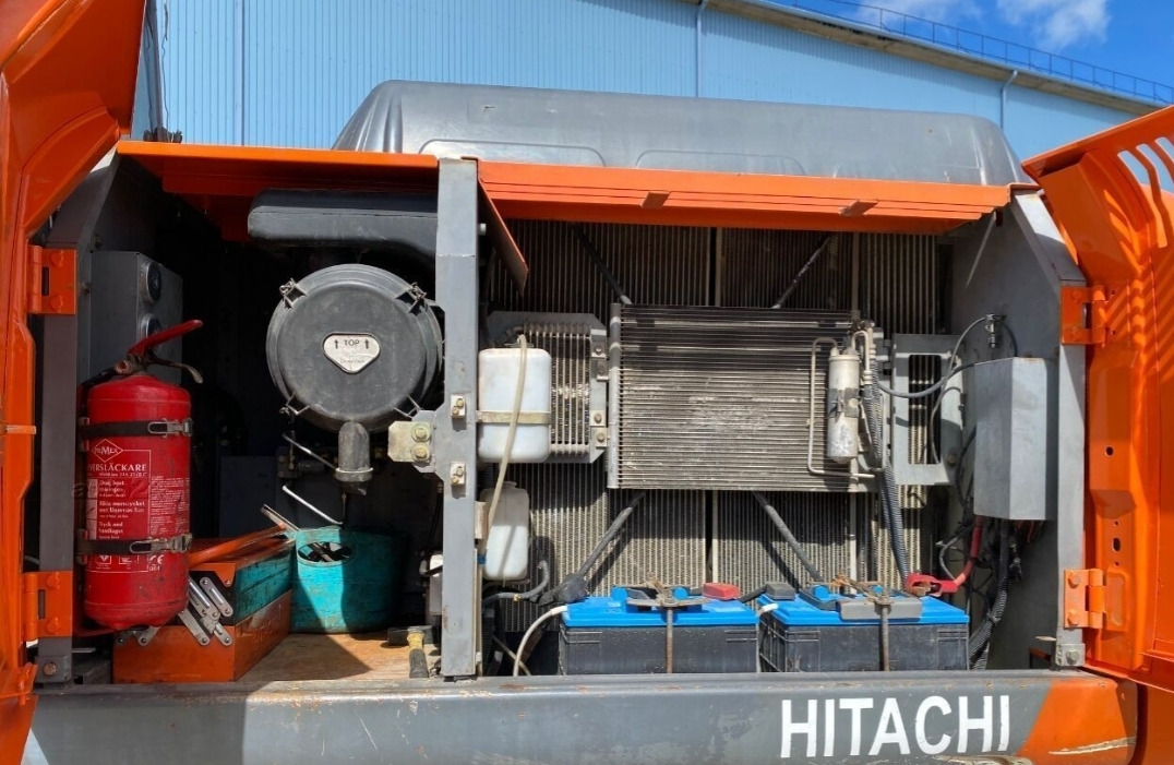 Гусеничный экскаватор HITACHI ZX 250LC-3: фото 6