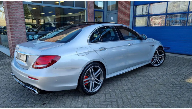 Mercedes-Benz E-Klasse 63 S, 4 Matic AMG..... Premium plus. - Седан: фото 3 Mercedes-Benz E-Klasse 63 S, 4 Matic AMG..... Premium plus. - Седан: фото 3