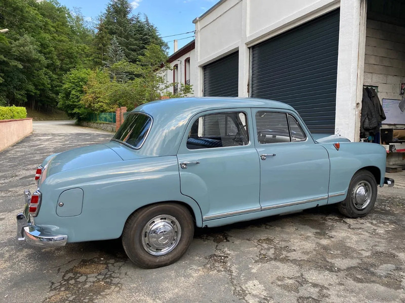 Mercedes-Benz ponton geheel gerestaureerd 180 - Легковой автомобиль: фото 5 Mercedes-Benz ponton geheel gerestaureerd 180 - Легковой автомобиль: фото 5