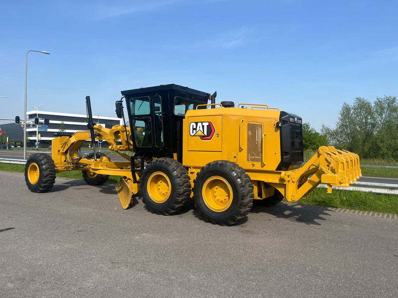 Caterpillar 140GC - Push block / Ripper / New Tires - Грейдер: фото 3 Caterpillar 140GC - Push block / Ripper / New Tires - Грейдер: фото 3