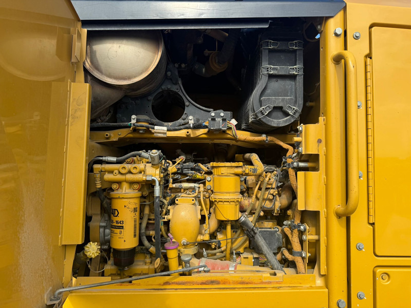 Грейдер Caterpillar 140M2 AWD: фото 9 Грейдер Caterpillar 140M2 AWD: фото 9