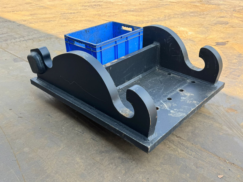 Caterpillar Caterpillar Plate CW70 - Сцепное устройство: фото 5 Caterpillar Caterpillar Plate CW70 - Сцепное устройство: фото 5