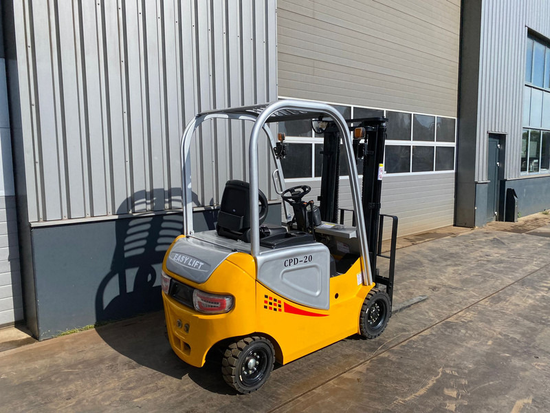 EASY LIFT CPD 20 Forklift - 2.000 kg loading cap. - Вилочный погрузчик: фото 4 EASY LIFT CPD 20 Forklift - 2.000 kg loading cap. - Вилочный погрузчик: фото 4