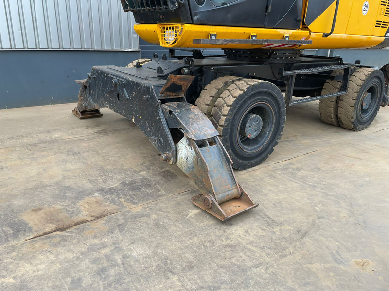 Перегружатель JCB JS200W: фото 16