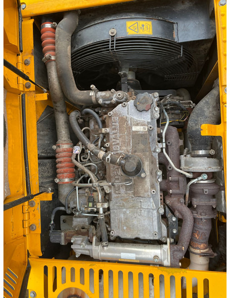 Перегружатель JCB JS200W: фото 20