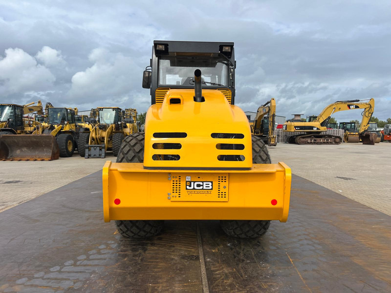 JCB VM166D - Каток: фото 4 JCB VM166D - Каток: фото 4