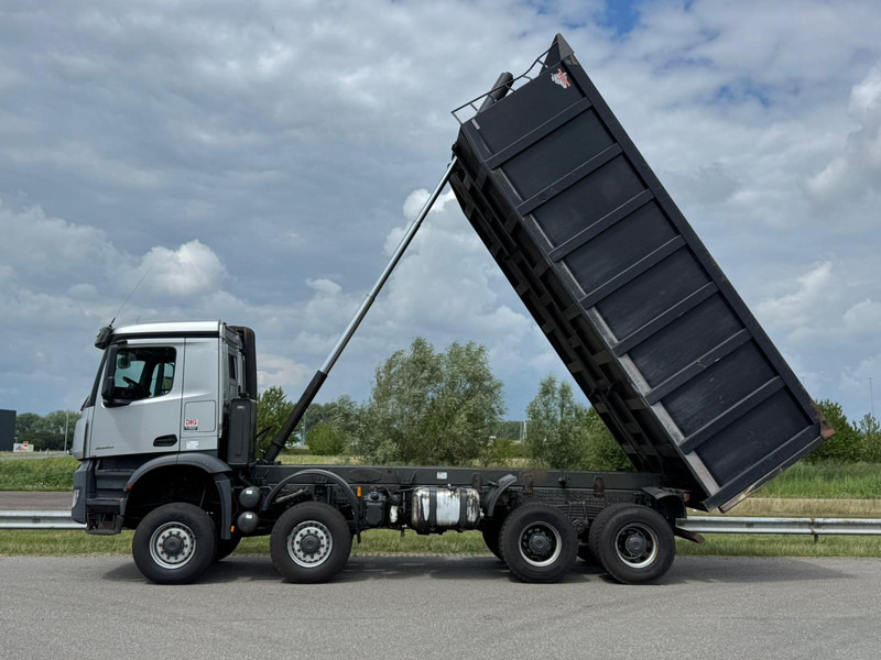 Самосвал MERCEDESBENZ Arocs 4848 8x8 tipper: фото 9