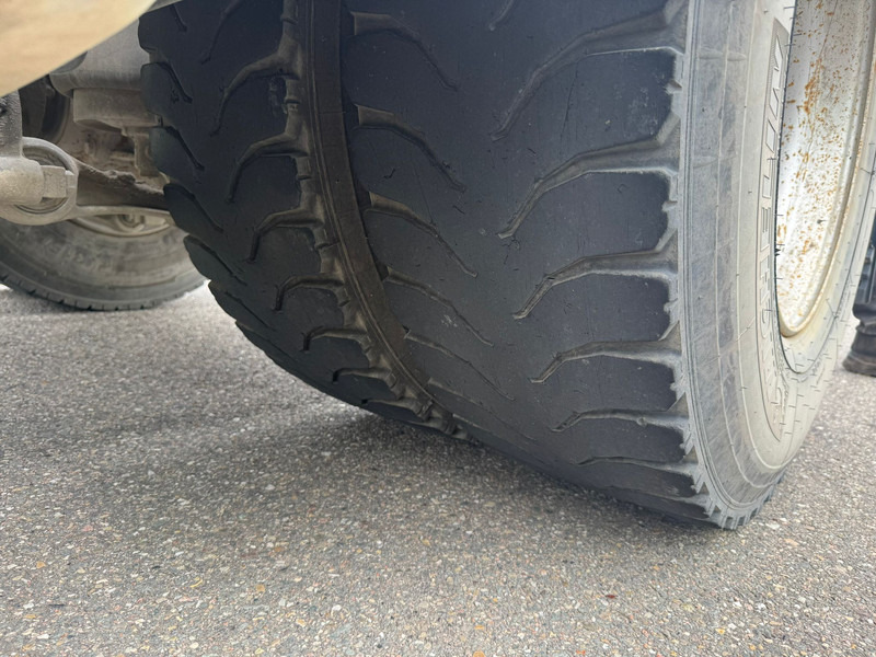 Тягач MAN TGX18 460: фото 15 Тягач MAN TGX18 460: фото 15