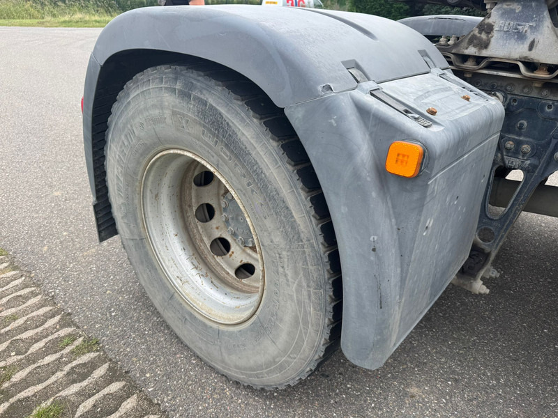 Тягач MAN TGX18 460: фото 13 Тягач MAN TGX18 460: фото 13