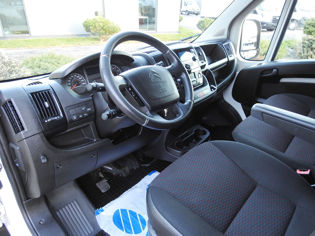 CITROEN JUMPER TARPAULIN 10 PALLETS CRUISE CONTROL AIR CONDITIONING LED LIGHTS PNEUMATICS 165HP - Тентованный фургон: фото 2 CITROEN JUMPER TARPAULIN 10 PALLETS CRUISE CONTROL AIR CONDITIONING LED LIGHTS PNEUMATICS 165HP - Тентованный фургон: фото 2