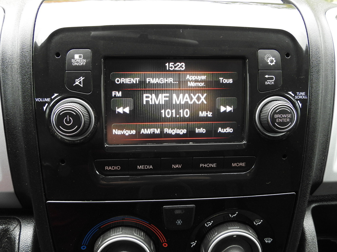 Фургон с закрытым кузовом FIAT DUCATO BOX LIFT 8 PALLETS CRUISE CONTROL NAVIGATION AIR CONDITIONING LED LIGHTS  130HP: фото 37