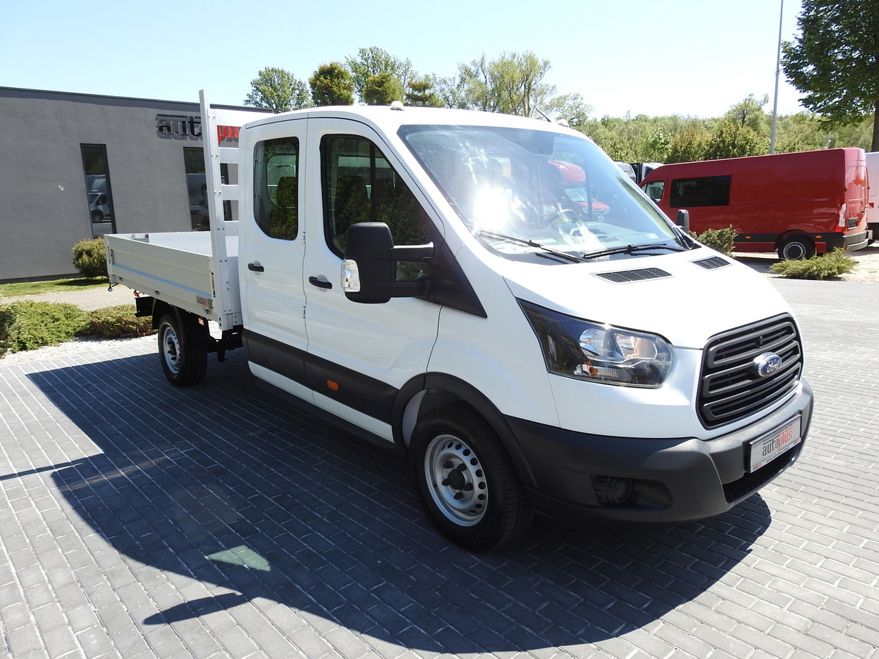 FORD TRANSIT STAKE BODY DOUBLE CABIN DOKA 7 SEATS AIR CONDITIONING 130HP - Грузопассажирский фургон: фото 4 FORD TRANSIT STAKE BODY DOUBLE CABIN DOKA 7 SEATS AIR CONDITIONING 130HP - Грузопассажирский фургон: фото 4