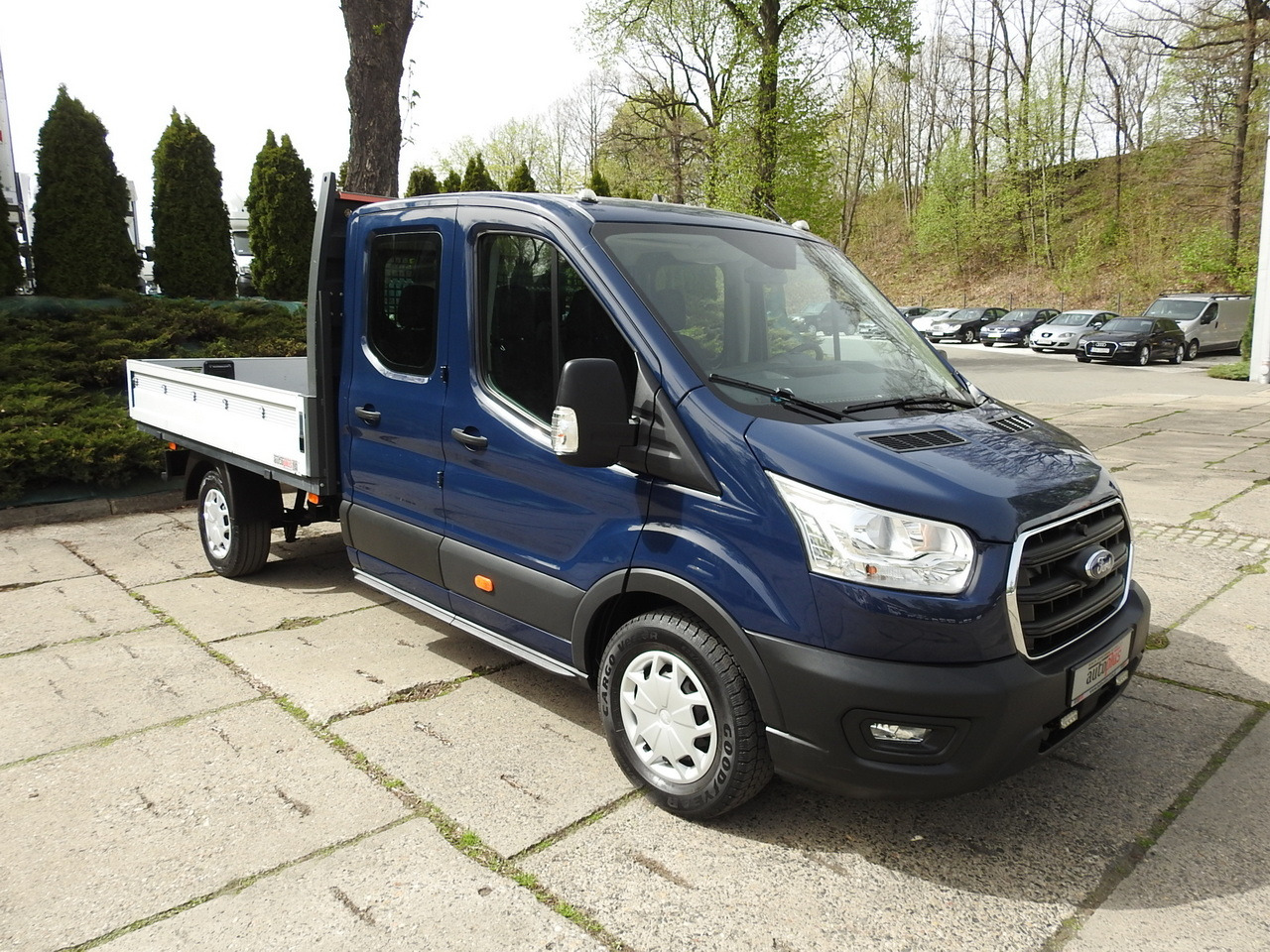 FORD TRANSIT STAKE BODY DOUBLE CABIN DOKA 7 SEATS CRUISE CONTROL AIR CONDITIONING LED LIGHTS 130HP - Малотоннажный бортовой грузовик: фото 4 FORD TRANSIT STAKE BODY DOUBLE CABIN DOKA 7 SEATS CRUISE CONTROL AIR CONDITIONING LED LIGHTS 130HP - Малотоннажный бортовой грузовик: фото 4