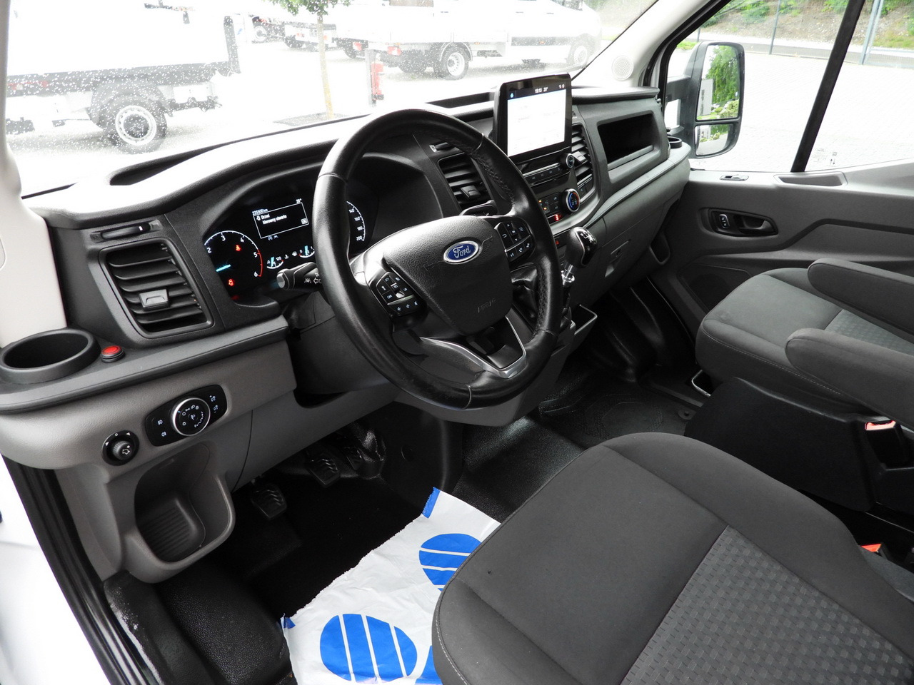 FORD TRANSIT TARPAULIN 10 PALLETS WEBASTO CRUISE CONTROL LED LIGHTS PNEUMATICS AIR CONDITIONING 160HP - Тентованный фургон: фото 2 FORD TRANSIT TARPAULIN 10 PALLETS WEBASTO CRUISE CONTROL LED LIGHTS PNEUMATICS AIR CONDITIONING 160HP - Тентованный фургон: фото 2