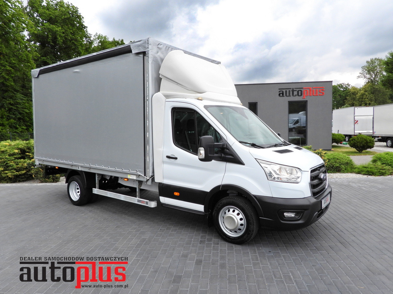 FORD TRANSIT TARPAULIN 8 PALLETS CRUISE CONTROL LED LIGHTS TWIN WHEELS AIR CONDITIONING 130HP - Тентованный фургон: фото 1 FORD TRANSIT TARPAULIN 8 PALLETS CRUISE CONTROL LED LIGHTS TWIN WHEELS AIR CONDITIONING 130HP - Тентованный фургон: фото 1
