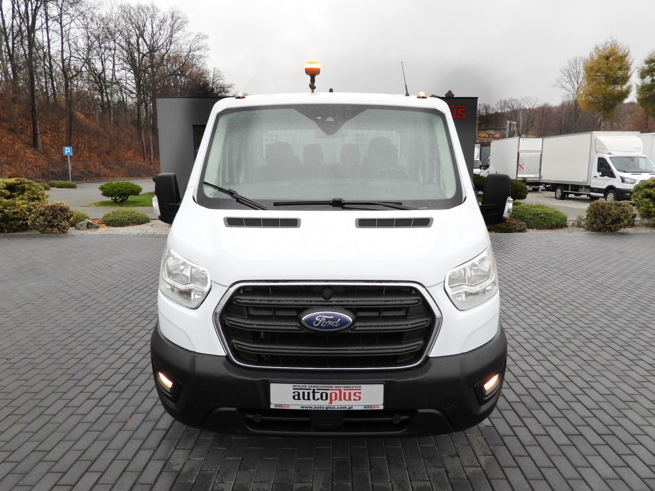 FORD TRANSIT TIPPER DOUBLE CABIN DOKA 6 SEATS CRUISE CONTROL LED LIGHTS TWIN WHEELS AIR CONDITIONING 170HP - Малотоннажный самосвал: фото 5 FORD TRANSIT TIPPER DOUBLE CABIN DOKA 6 SEATS CRUISE CONTROL LED LIGHTS TWIN WHEELS AIR CONDITIONING 170HP - Малотоннажный самосвал: фото 5
