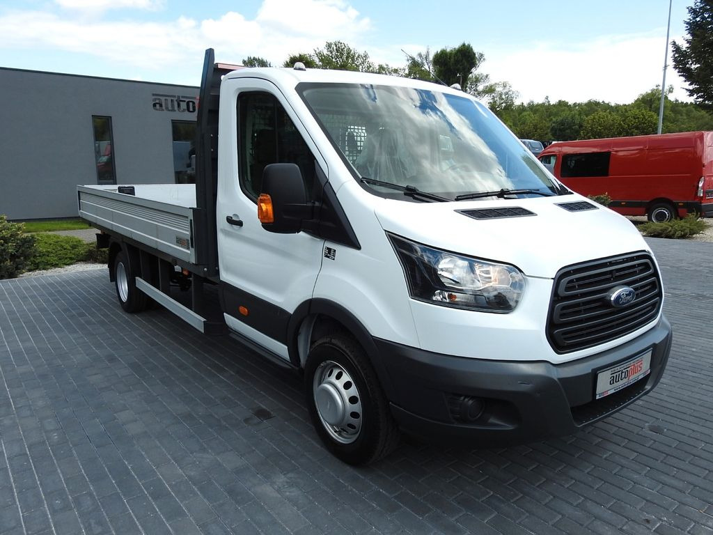 Ford TRANSIT PRITSCHE 8 PALETTEN ZWILLINGSRÄDER 130PS - Малотоннажный бортовой грузовик: фото 4 Ford TRANSIT PRITSCHE 8 PALETTEN ZWILLINGSRÄDER 130PS - Малотоннажный бортовой грузовик: фото 4