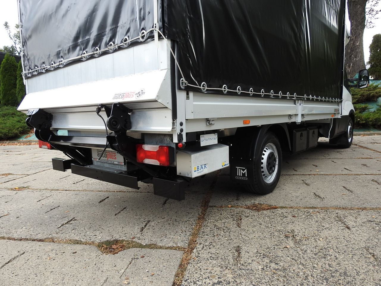 Тентованный фургон IVECO DAILY 35S18 TARPAULIN LIFT 8 PALLETS CRUISE CONTROL AIR CONDITIONING  180HP: фото 27