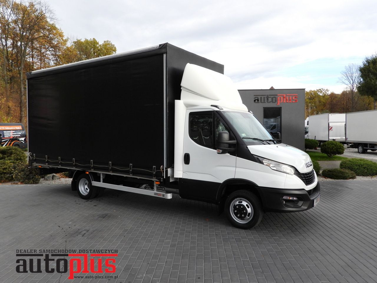 IVECO DAILY 50C17 TARPAULIN 10 PALLETS CRUISE CONTROL PNEUMATICS TWIN WHEELS AIR CONDITIONING 180HP - Тентованный фургон: фото 1 IVECO DAILY 50C17 TARPAULIN 10 PALLETS CRUISE CONTROL PNEUMATICS TWIN WHEELS AIR CONDITIONING 180HP - Тентованный фургон: фото 1