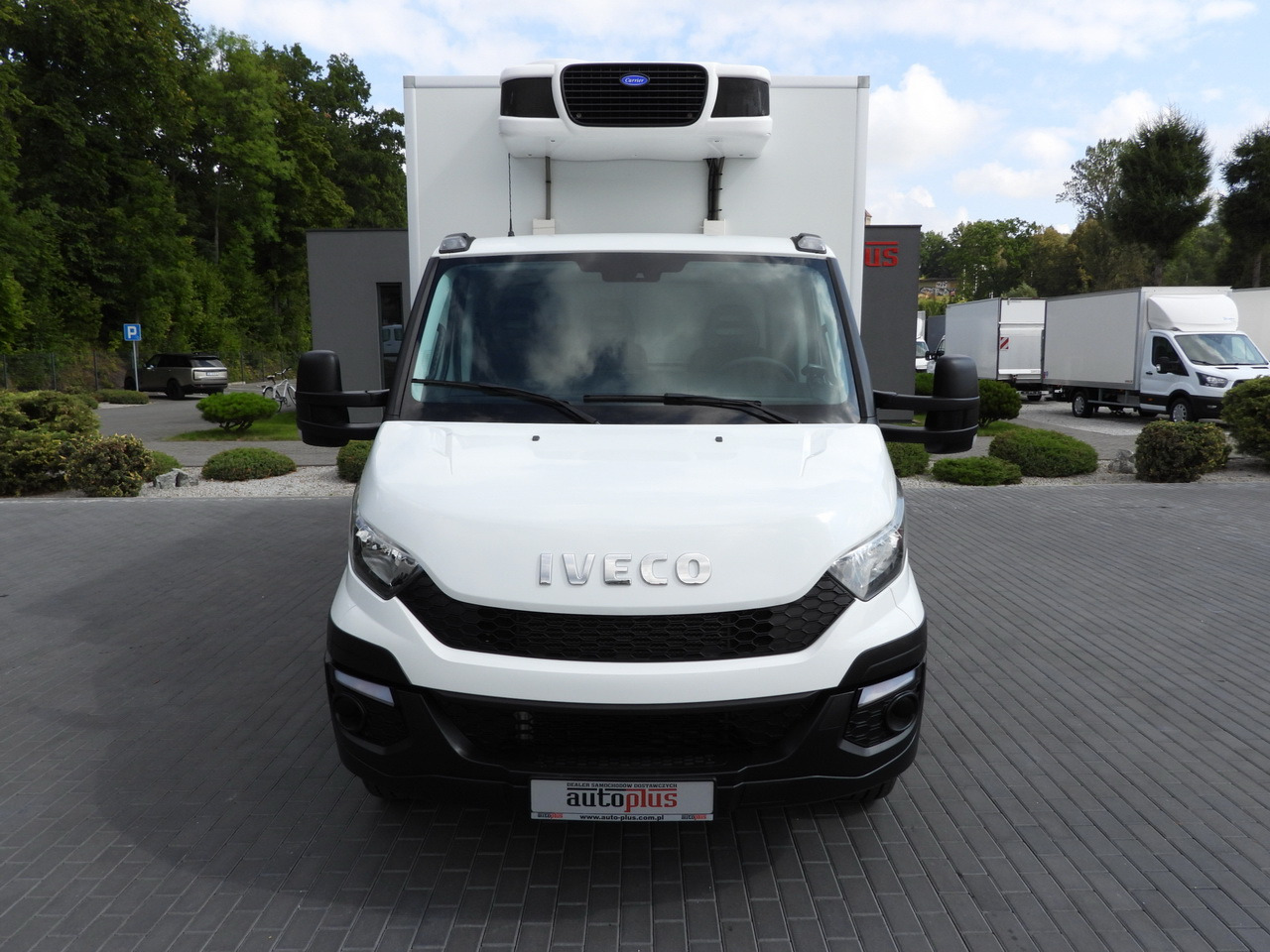 IVECO DAILY 70C17 REFRIGERATOR 1*C LIFT 10 PALLETS POWER SUPPLY 230V CRUISE CONTROL AIR CONDITIONING PNEUMATICS AUTOMATIC TRANSMISSION HI-MATIC TWIN WHEELS 170HP - Рефрижератор: фото 5 IVECO DAILY 70C17 REFRIGERATOR 1*C LIFT 10 PALLETS POWER SUPPLY 230V CRUISE CONTROL AIR CONDITIONING PNEUMATICS AUTOMATIC TRANSMISSION HI-MATIC TWIN WHEELS 170HP - Рефрижератор: фото 5