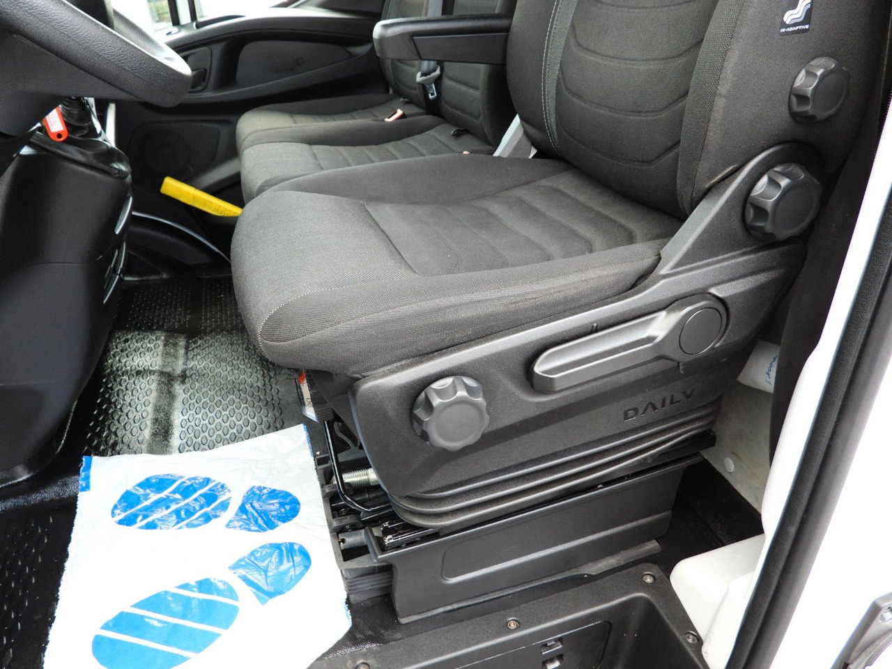 Iveco DAILY 35S18 PRITSCHE PLANE 10 PALETTEN TEMPOMAT в лизинг Iveco DAILY 35S18 PRITSCHE PLANE 10 PALETTEN TEMPOMAT: фото 23