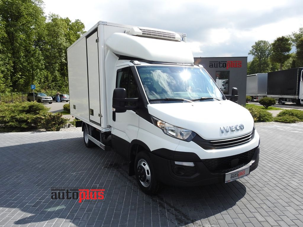 Iveco DAILY 50C15 KÜHLKOFFER -5*C ZWILLINGSRÄDER A/C - Фургон-рефрижератор: фото 1 Iveco DAILY 50C15 KÜHLKOFFER -5*C ZWILLINGSRÄDER A/C - Фургон-рефрижератор: фото 1