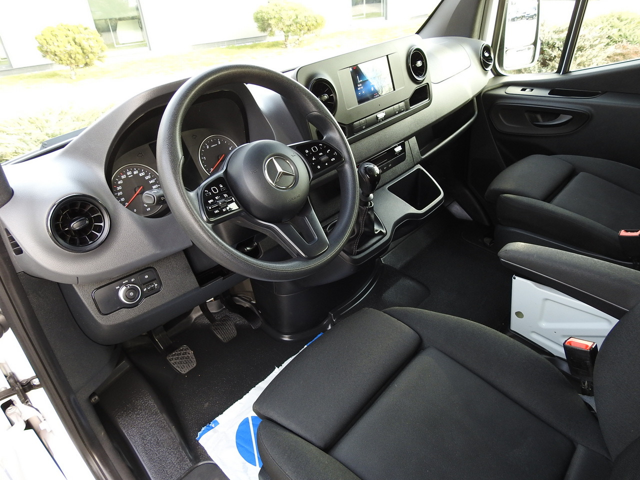 MERCEDES SPRINTER 314 BOX DELIVERY VAN 6 SEATS CRUISE CONTROL AIR CONDITIONING 140HP - Коммерческий автомобиль: фото 2 MERCEDES SPRINTER 314 BOX DELIVERY VAN 6 SEATS CRUISE CONTROL AIR CONDITIONING 140HP - Коммерческий автомобиль: фото 2