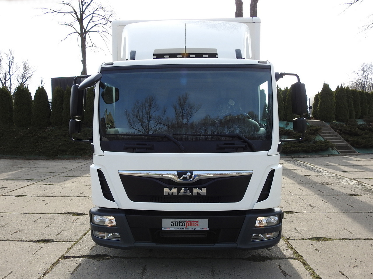 MAN TGL 8.18 BOX 16 PALLETS CRUISE CONTROL TWIN WHEELS 180HP - Фургон с закрытым кузовом: фото 5 MAN TGL 8.18 BOX 16 PALLETS CRUISE CONTROL TWIN WHEELS 180HP - Фургон с закрытым кузовом: фото 5