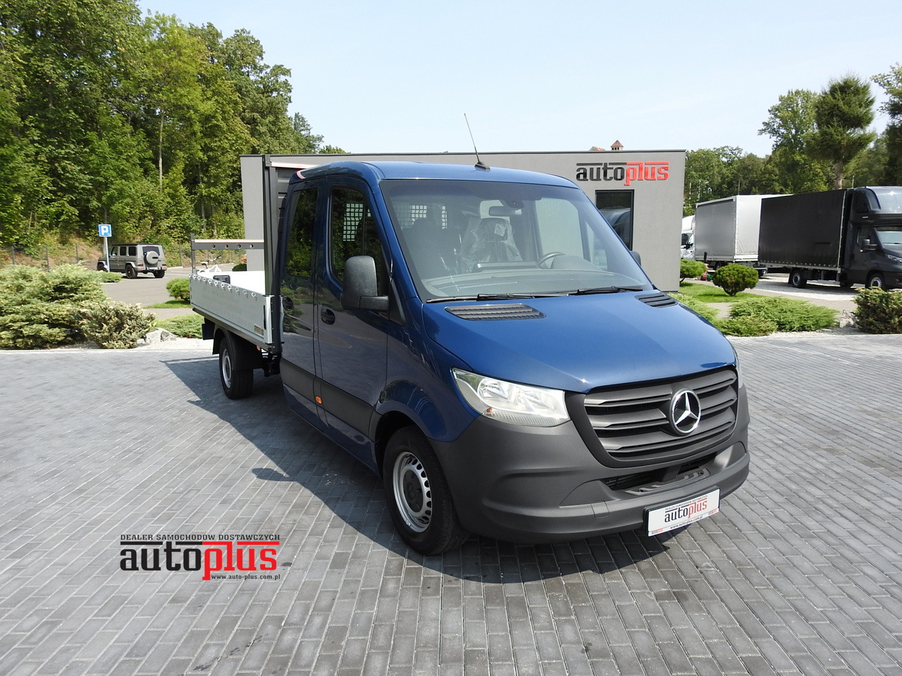 MERCEDES SPRINTER 316 STAKE BODY DOUBLE CABIN DOKA 7 SEATS AIR CONDITIONING 160HP - Грузопассажирский фургон: фото 1 MERCEDES SPRINTER 316 STAKE BODY DOUBLE CABIN DOKA 7 SEATS AIR CONDITIONING 160HP - Грузопассажирский фургон: фото 1